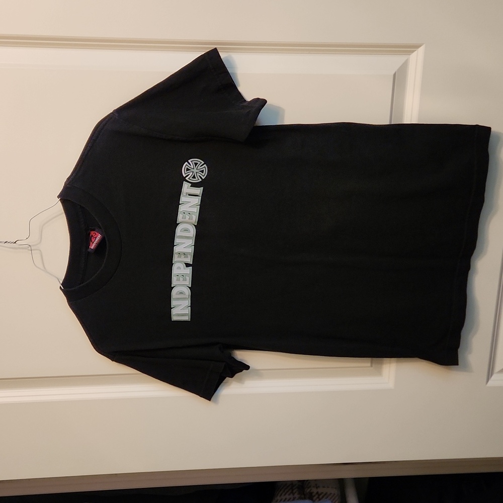 Independent tshirt